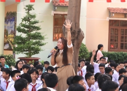 TRUNG TÂM NGOẠI NGỮ PHƯƠNG NAM MANG ĐẾN KHÔNG KHÍ SÔI NỔI VỚI TRÒ CHƠI GIẢI ĐỐ TẠI TRƯỜNG THCS NGUYỄN THÁI BÌNH
