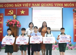 HỌC BỔNG TỪ TRUNG TÂM NGOẠI NGỮ PHƯƠNG NAM TRAO ĐẾN HỌC SINH TRƯỜNG TIỂU HỌC TÂN KIÊN – BÌNH CHÁNH