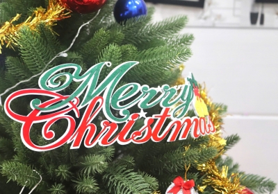 KHÔNG KHÍ GIÁNG SINH ĐANG NGẬP TRÀN TẠI TRUNG TÂM NGOẠI NGỮ PHƯƠNG NAM – CHI NHÁNH TÂN TẠO