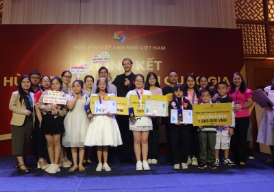 CHẶNG ĐƯỜNG CHINH PHỤC CUỘC THI HÙNG BIỆN TIẾNG ANH QUỐC GIA 2024 ĐÃ ĐI ĐẾN HỒI KẾT: TRUNG TÂM NGOẠI NGỮ PHƯƠNG NAM TỰ HÀO VỀ CÁC EM