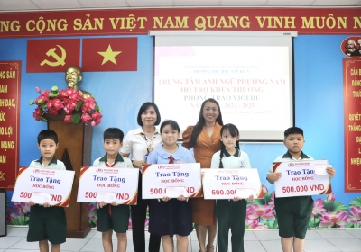 HỌC BỔNG TỪ TRUNG TÂM NGOẠI NGỮ PHƯƠNG NAM TRAO ĐẾN HỌC SINH TRƯỜNG TIỂU HỌC TÂN KIÊN – BÌNH CHÁNH